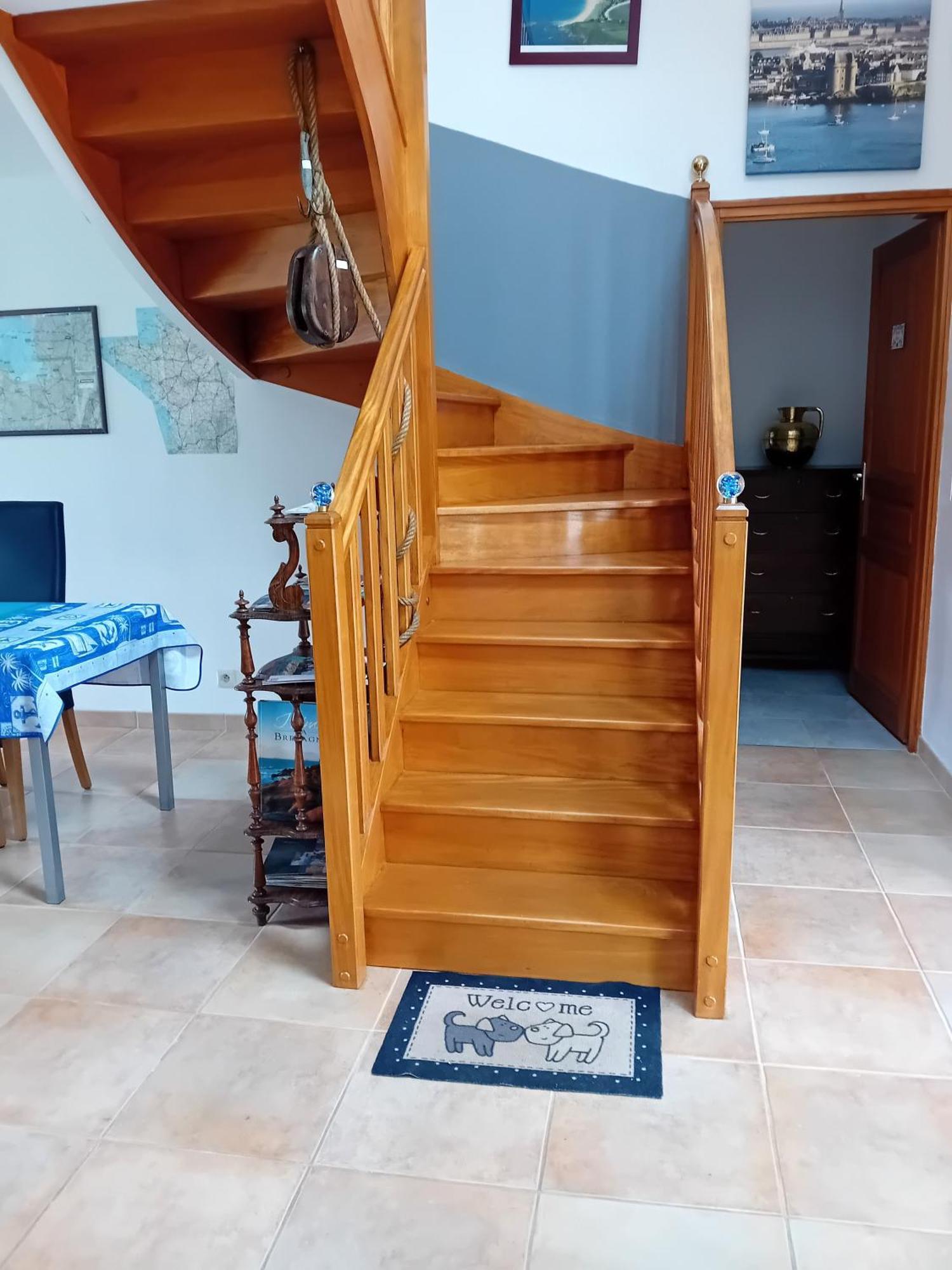 Petit Chatelet Bis Hirel 外观 照片