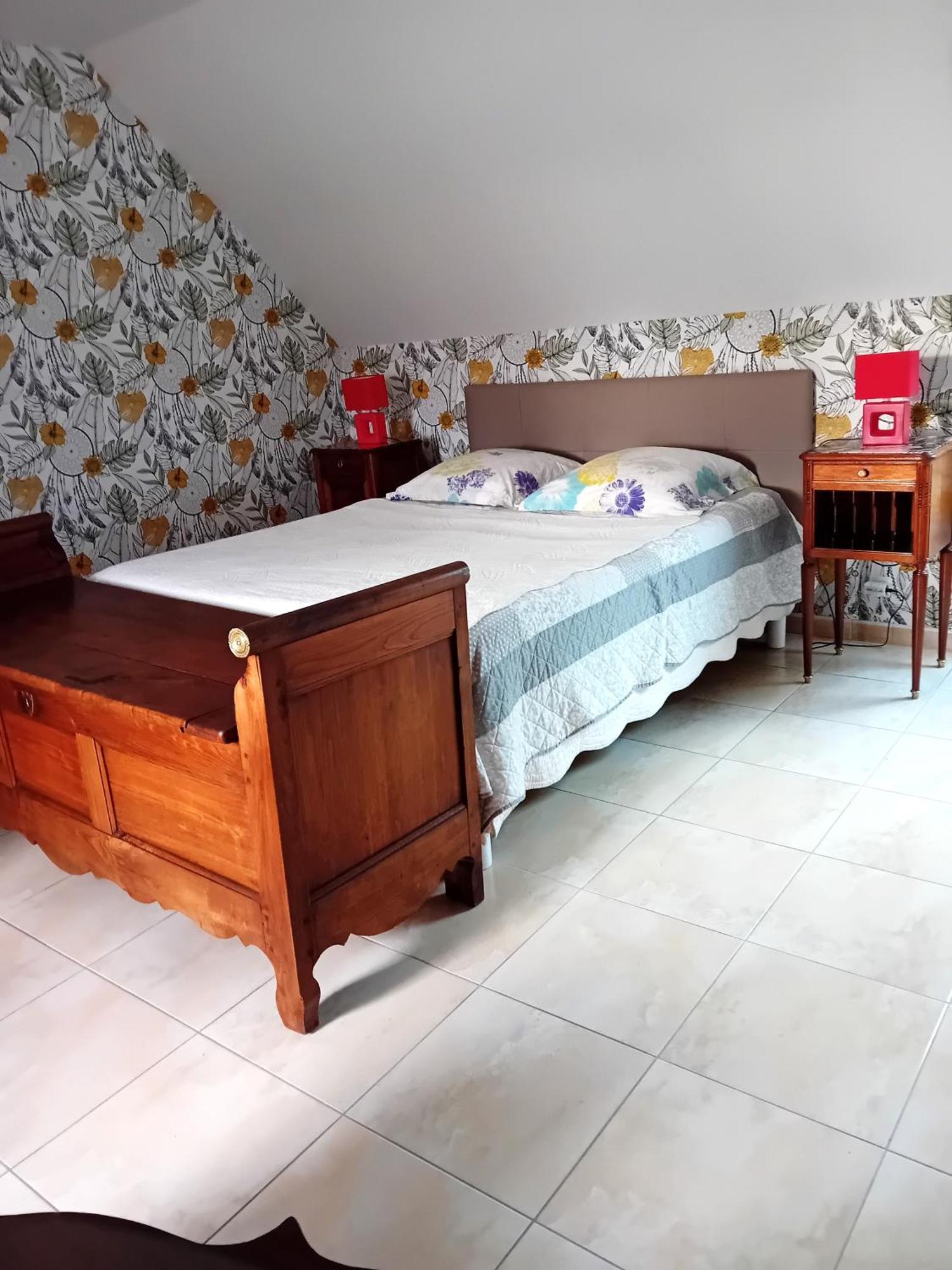 Petit Chatelet Bis Hirel 外观 照片
